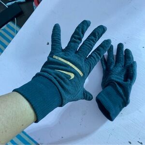 Nike Men's Heathered Sphere Running Gloves -small/medium men’s, medium/L womens